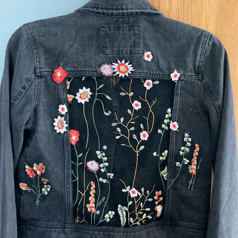 Ashley vintage charm Black Jean Jacket with Floral Embroidery